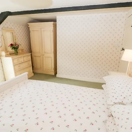 Primrose Hill Farmhouse Ferienhaus Hutton le Hole